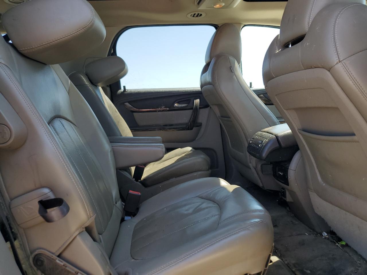 GMC Acadia Denali Image 13