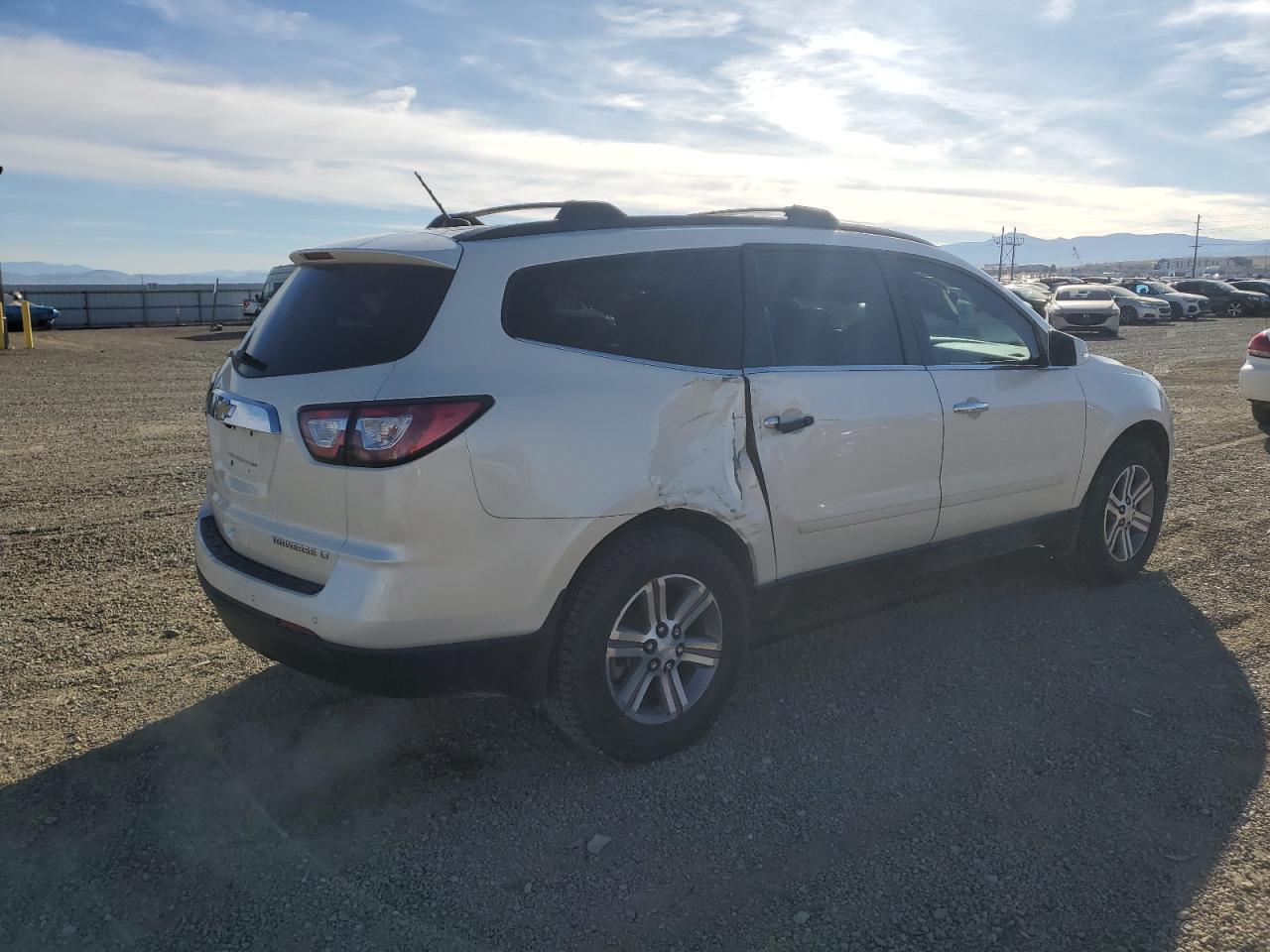 Chevrolet Traverse Lt Image 2