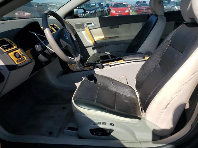 Volvo C70 T5 Image 11