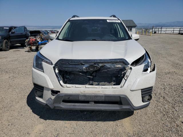 Subaru Forester Premium Image 5