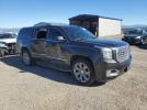 GMC Yukon Denali Image 14