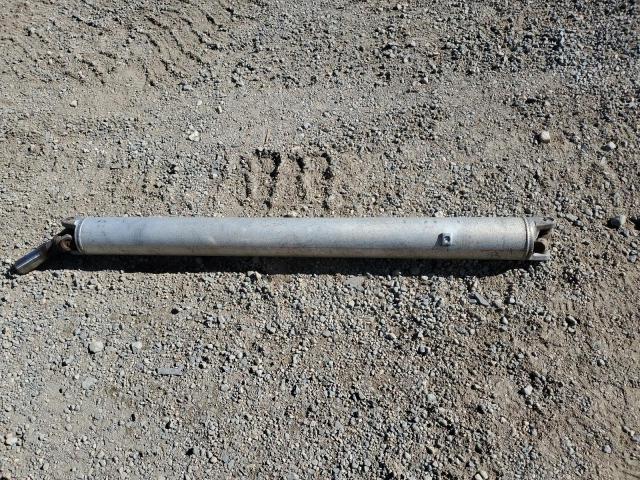 GMC Yukon Denali Image 12