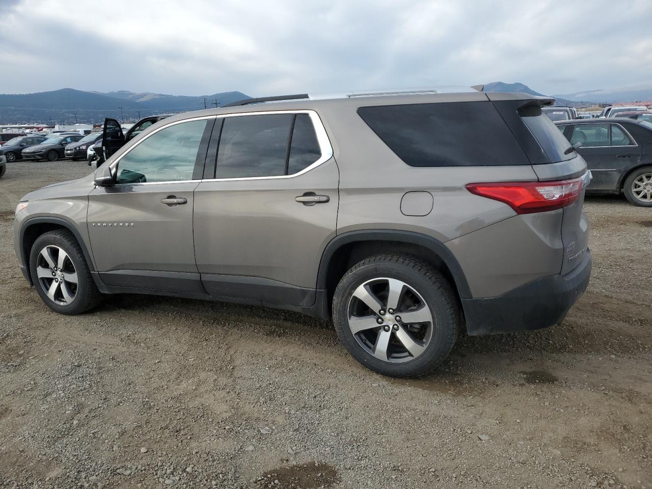 Chevrolet Traverse Lt Image 2
