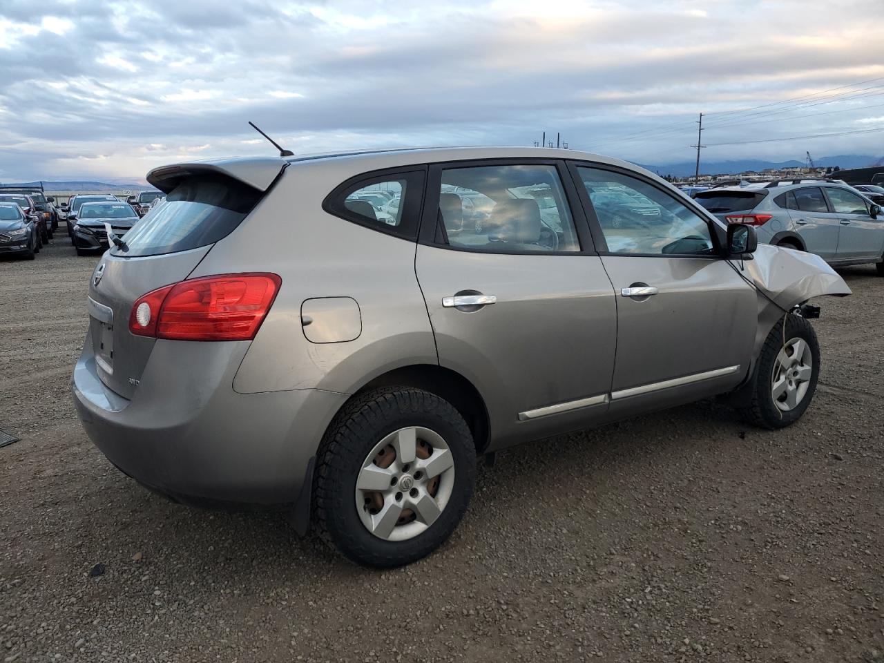 Nissan Rogue S Image 11