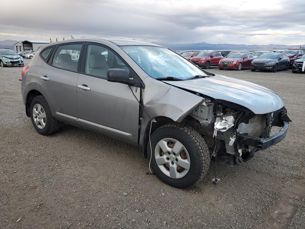 Nissan Rogue S Image 4