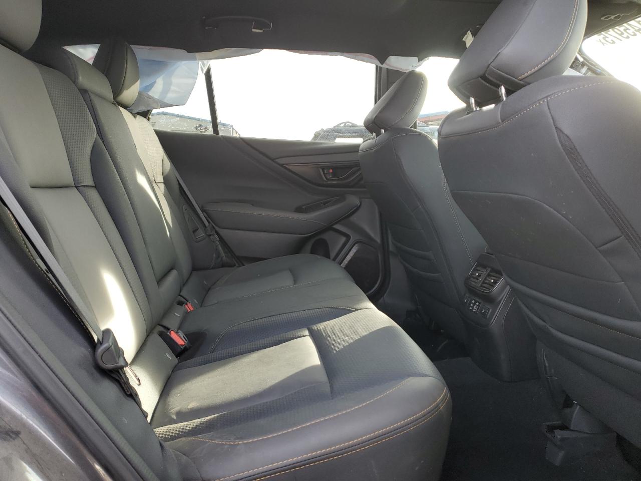 Subaru Outback Wilderness Image 9