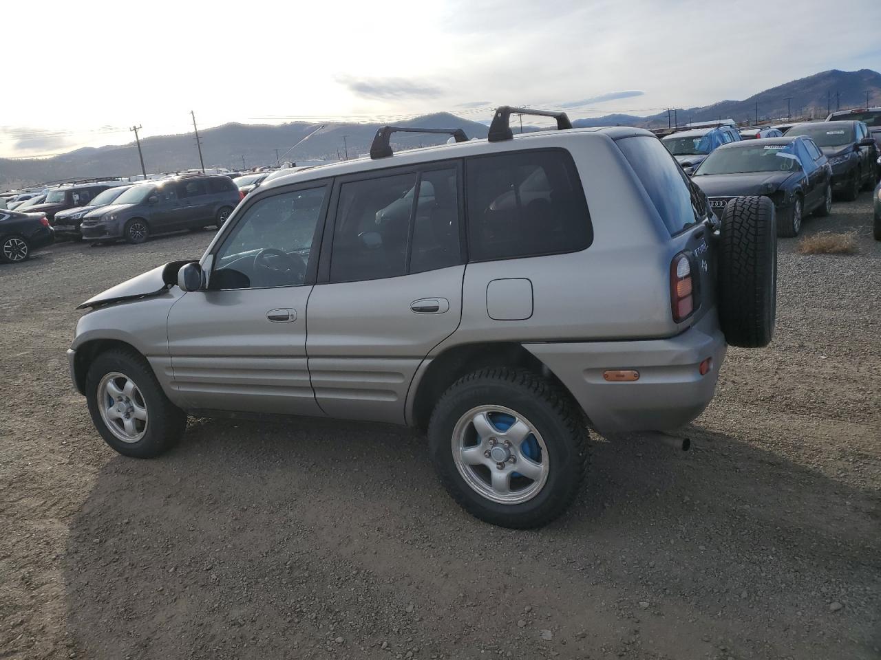 Toyota RAV4 Image 3