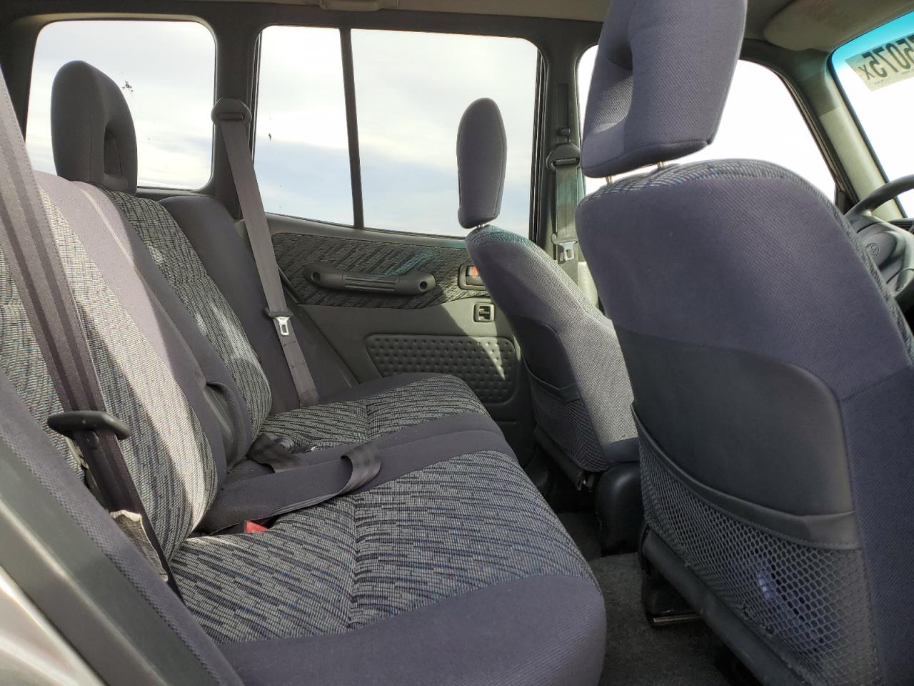 Toyota RAV4 Image 13