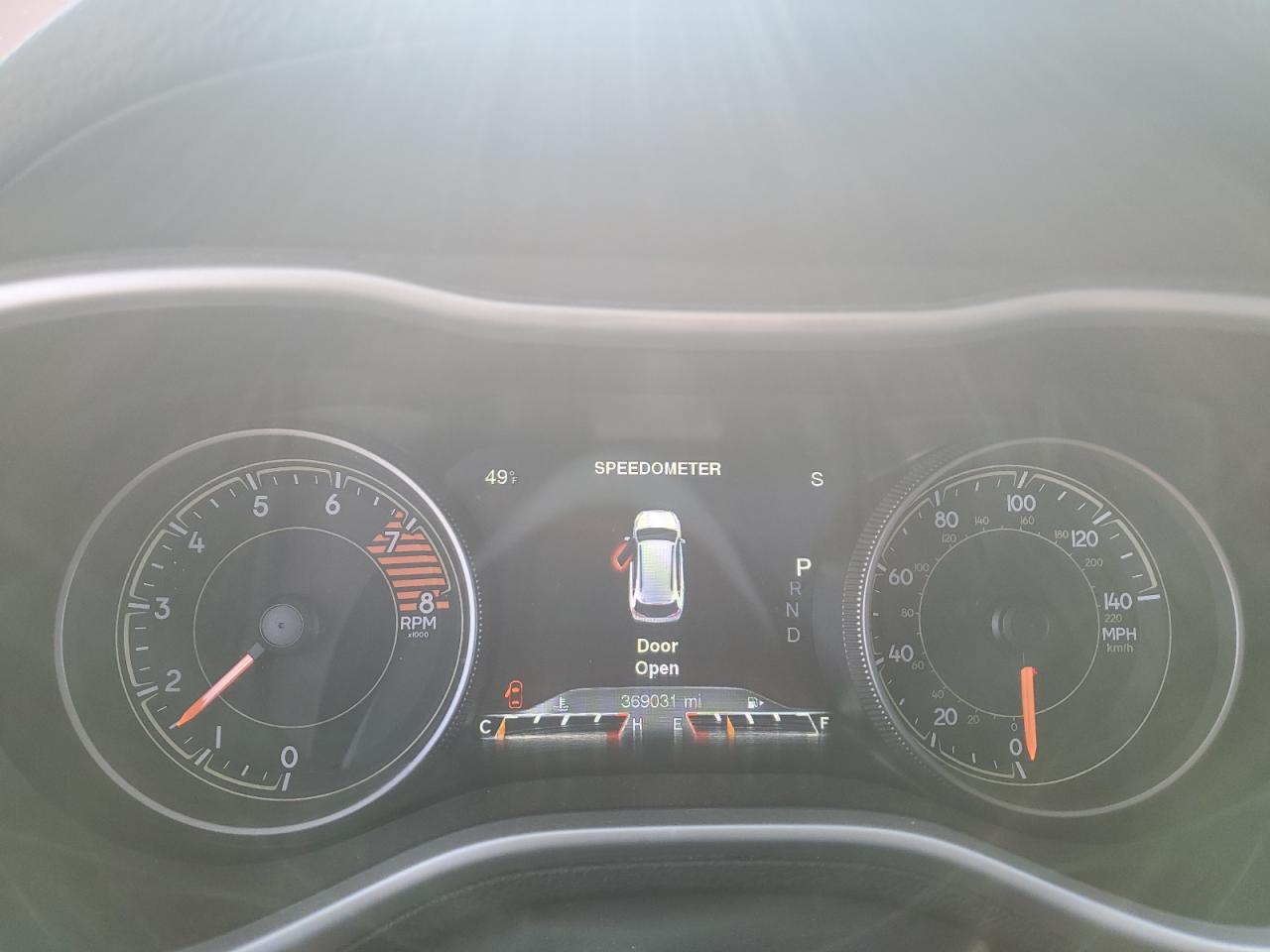 Jeep Cherokee Trailhawk Image 8