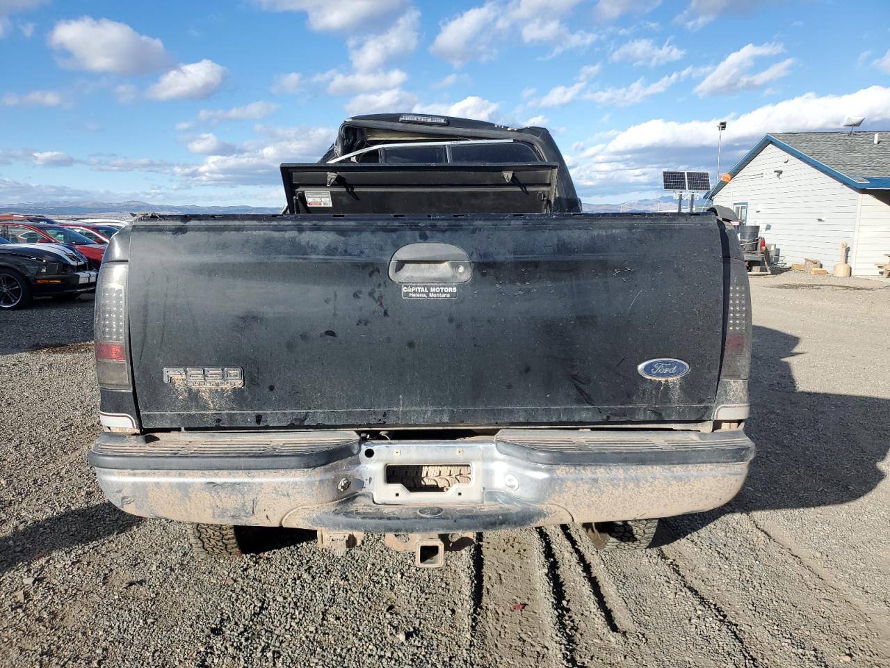 Ford F-250 Super Duty Image 12