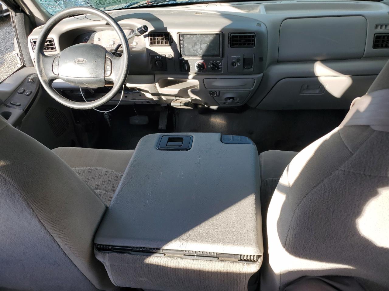 Ford F-250 Super Duty Image 8