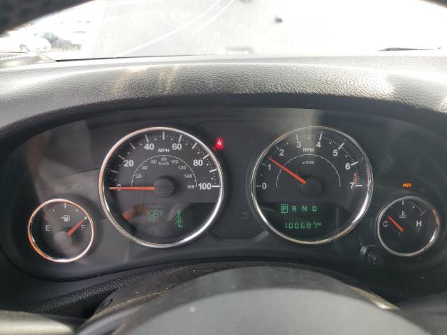 Jeep Wrangler Sahara Image 11