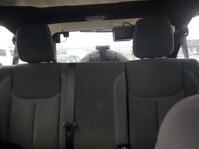 Jeep Wrangler Sahara Image 13