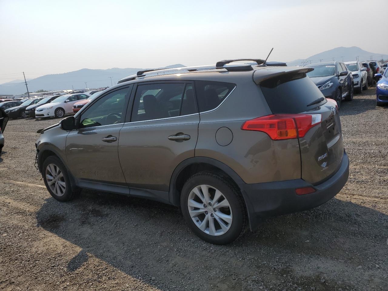 Toyota RAV4 Limited Image 5