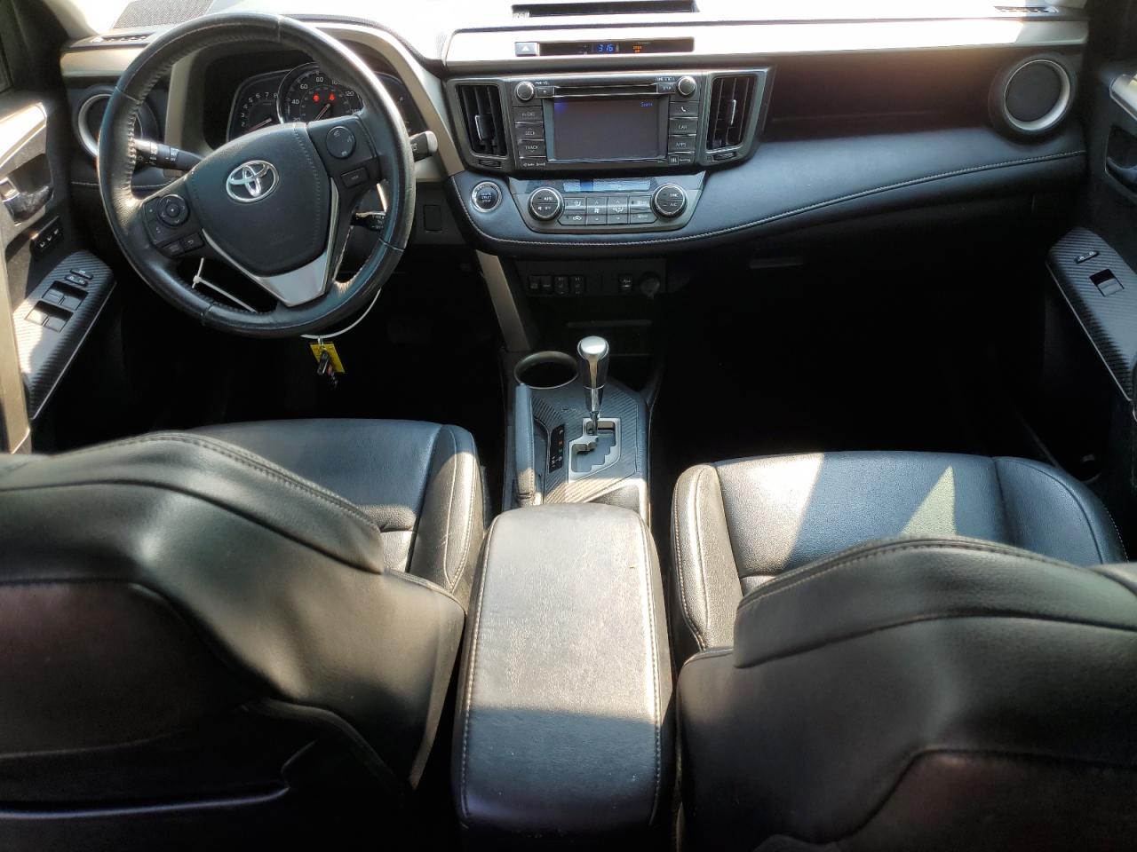 Toyota RAV4 Limited Image 6