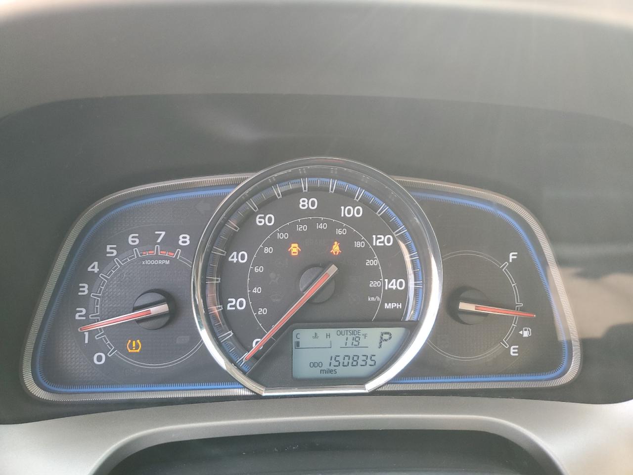 Toyota RAV4 Limited Image 9