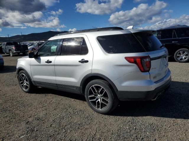 Ford Explorer Sport Image 2