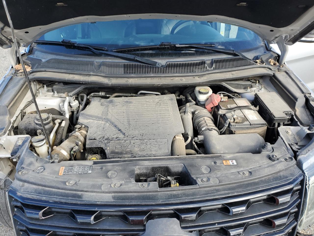 Ford Explorer Sport Image 10