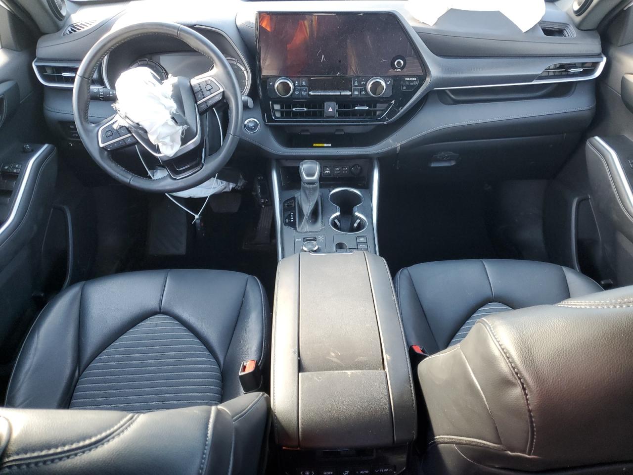 Toyota Highlander L Image 8