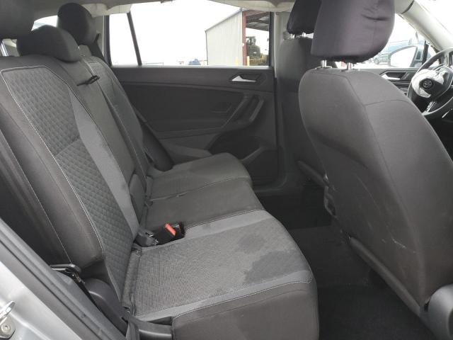Volkswagen Tiguan S Image 14