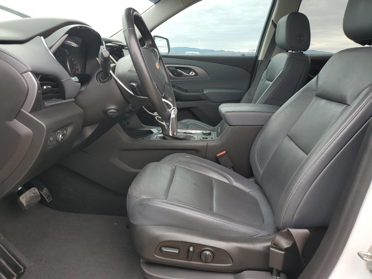 Chevrolet Traverse Premier Image 3