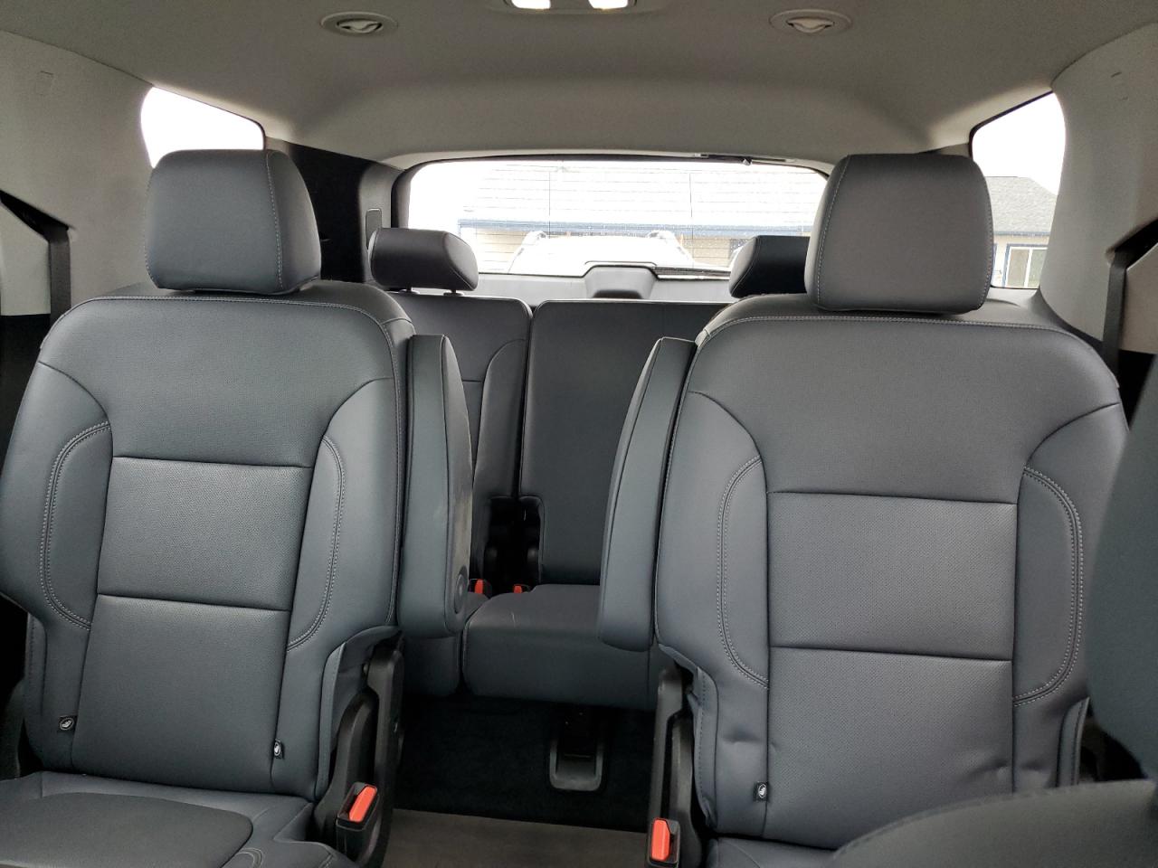 Chevrolet Traverse Premier Image 6