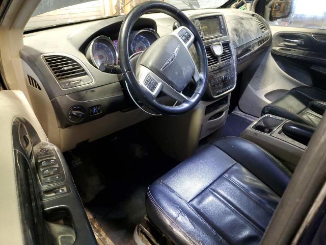 Chrysler Minivan Touring Image 6