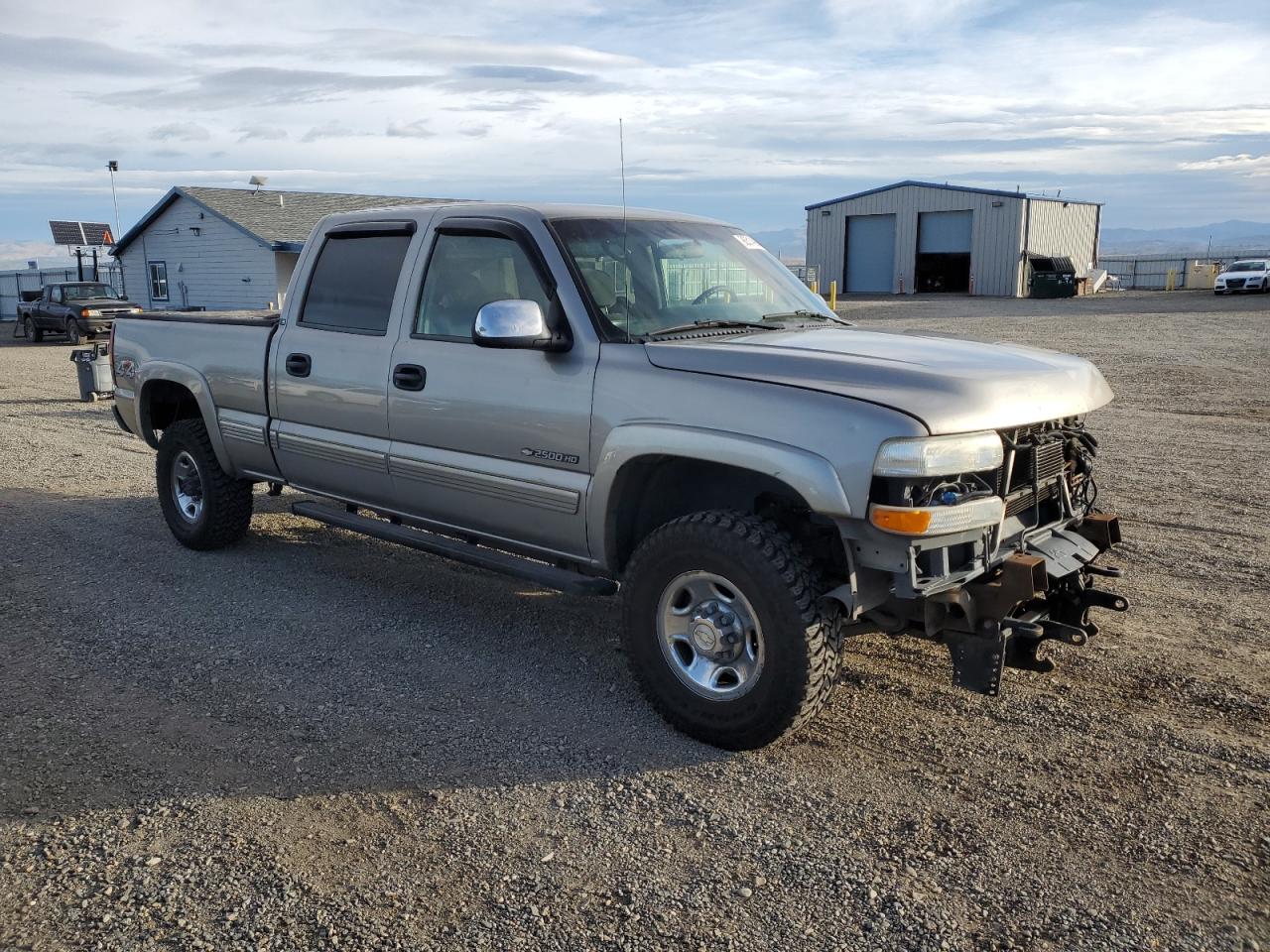 Chevrolet Silverado K2500 Heavy Duty Image 12