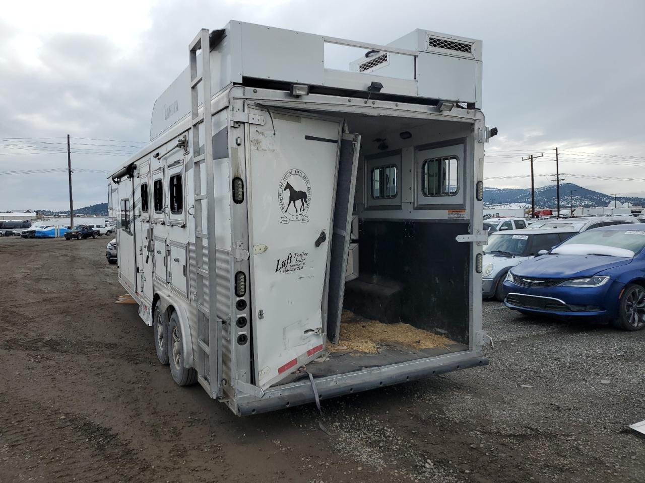 Lako Trailer Image 10