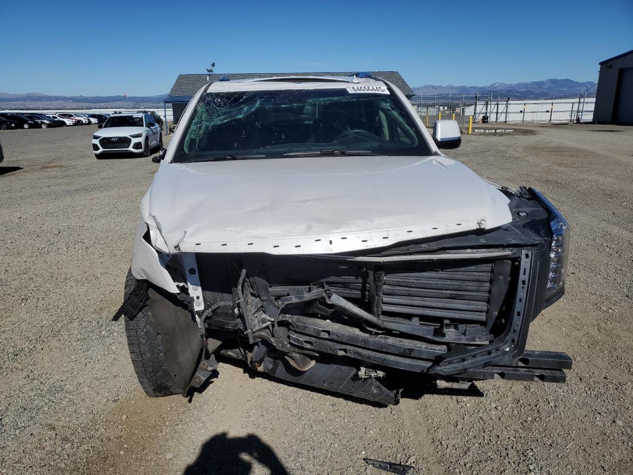 Cadillac Escalade Luxury Image 3