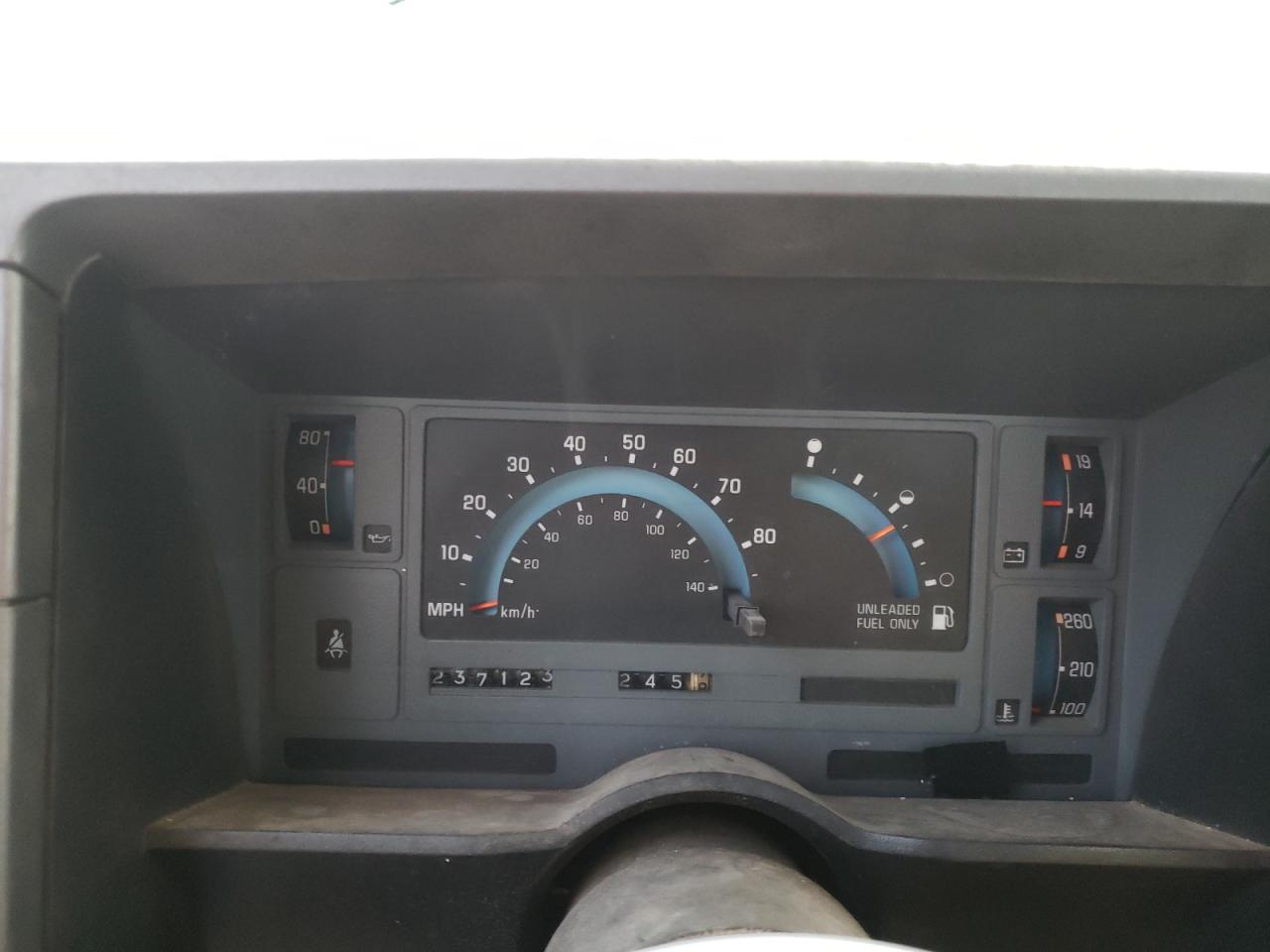 Chevrolet S-10 S10 Image 3