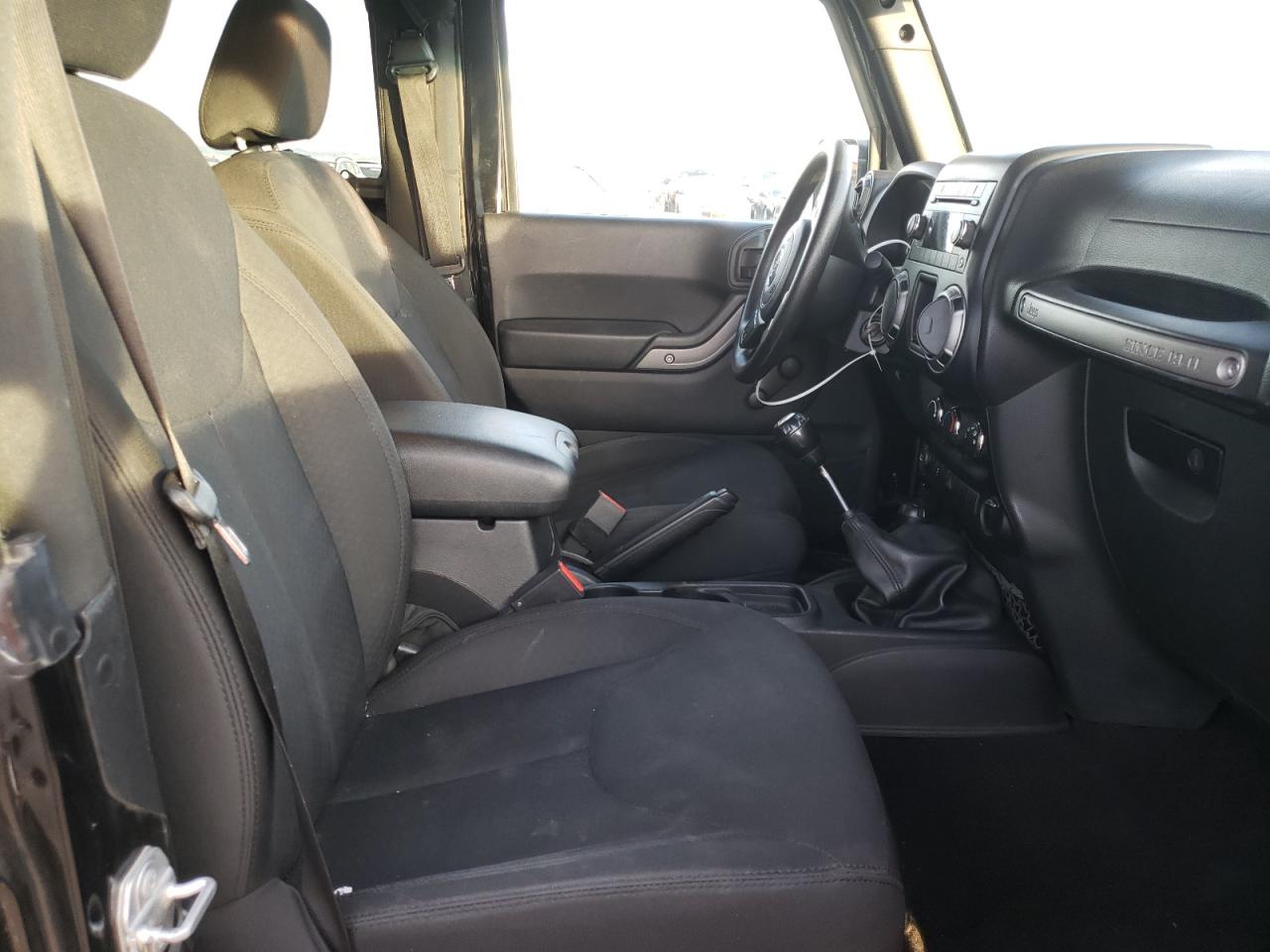 Jeep Wrangler Sport Image 6