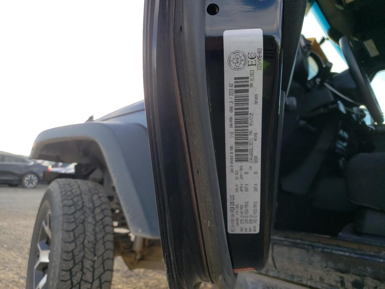 Jeep Wrangler Sport Image 12