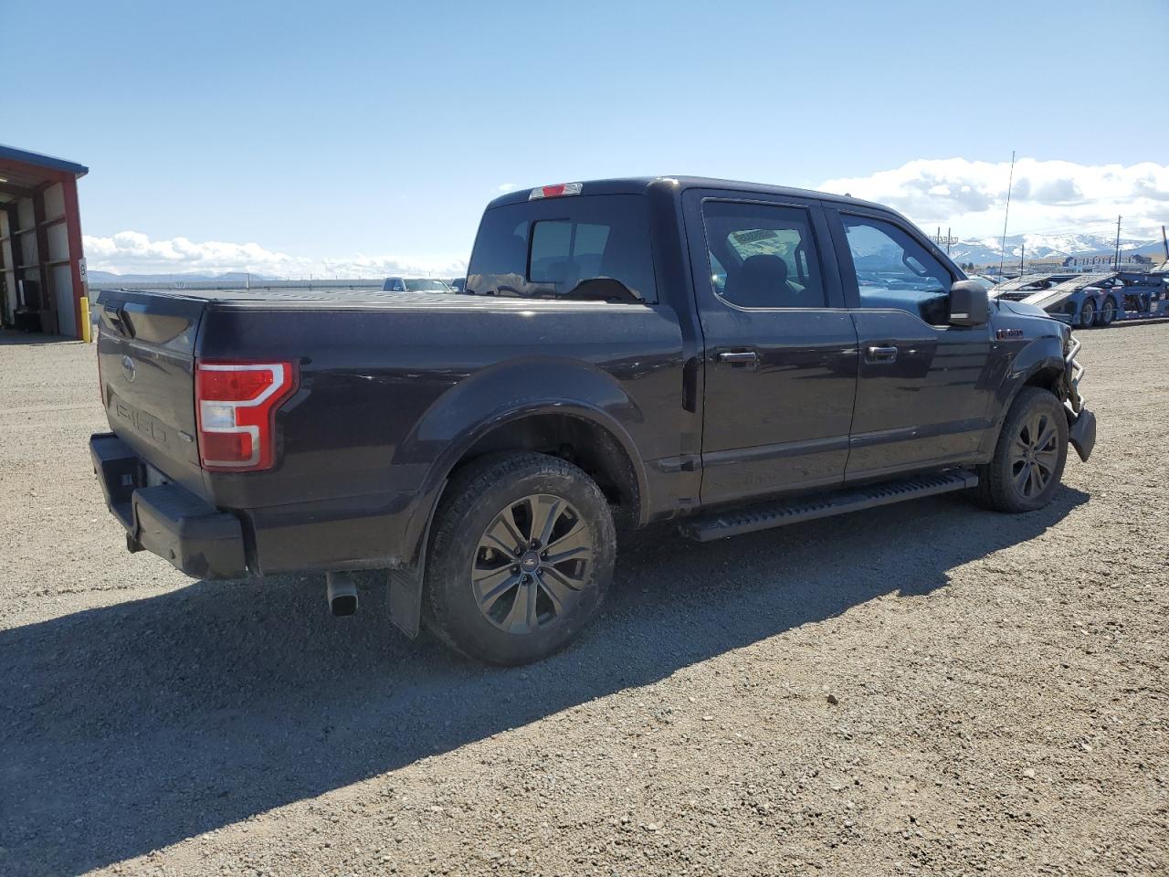 Ford F-150 Supercrew Image 4