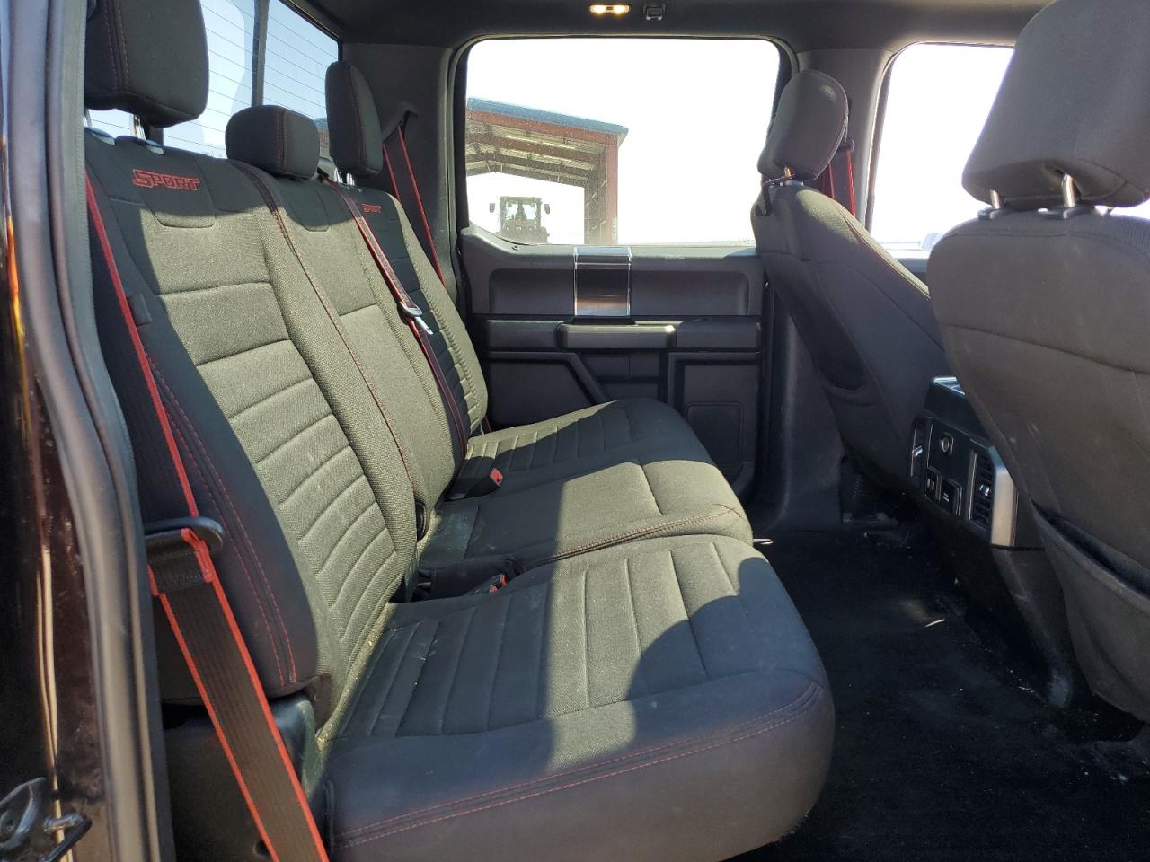 Ford F-150 Supercrew Image 12