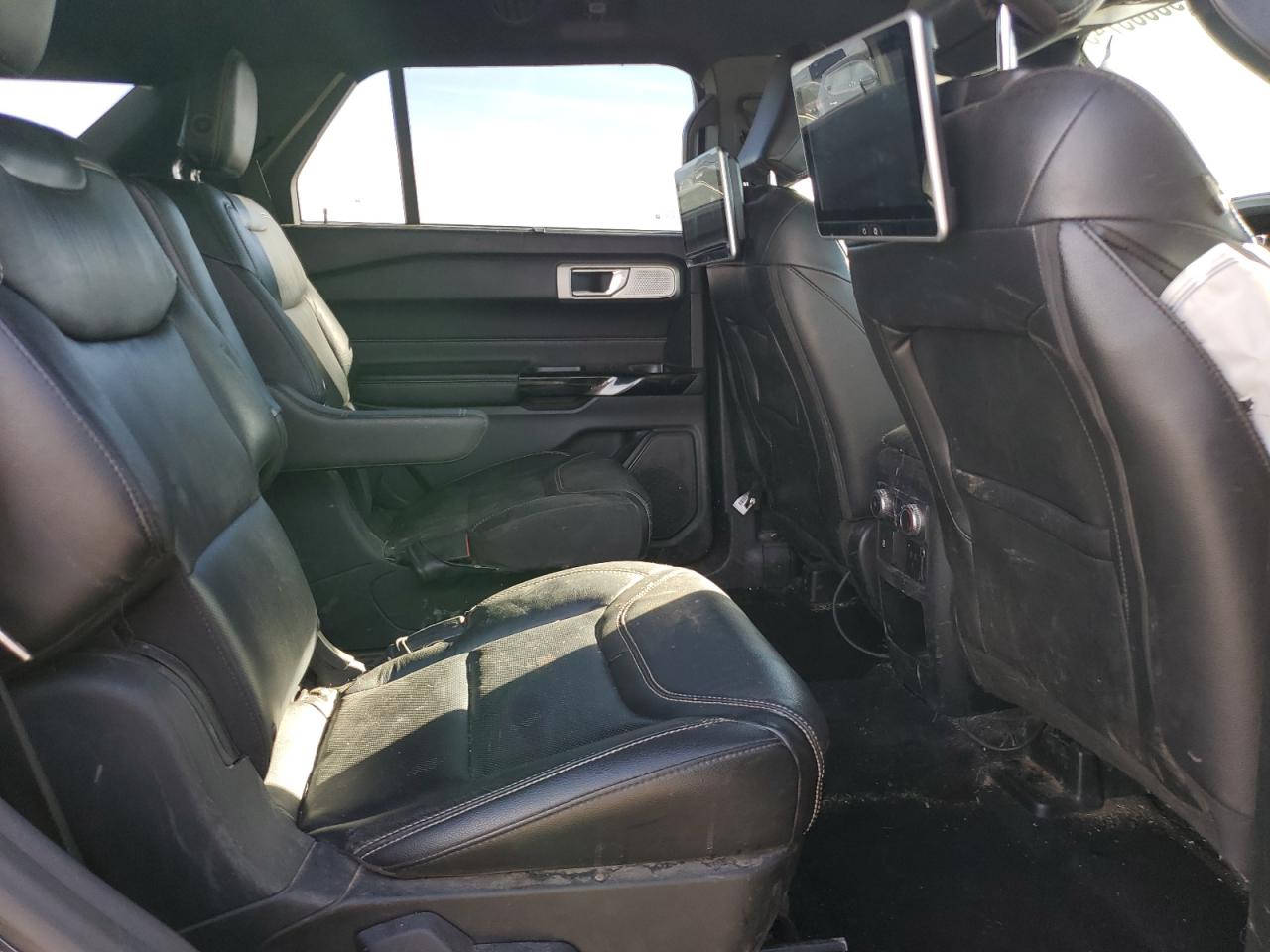 Ford Explorer St Image 13