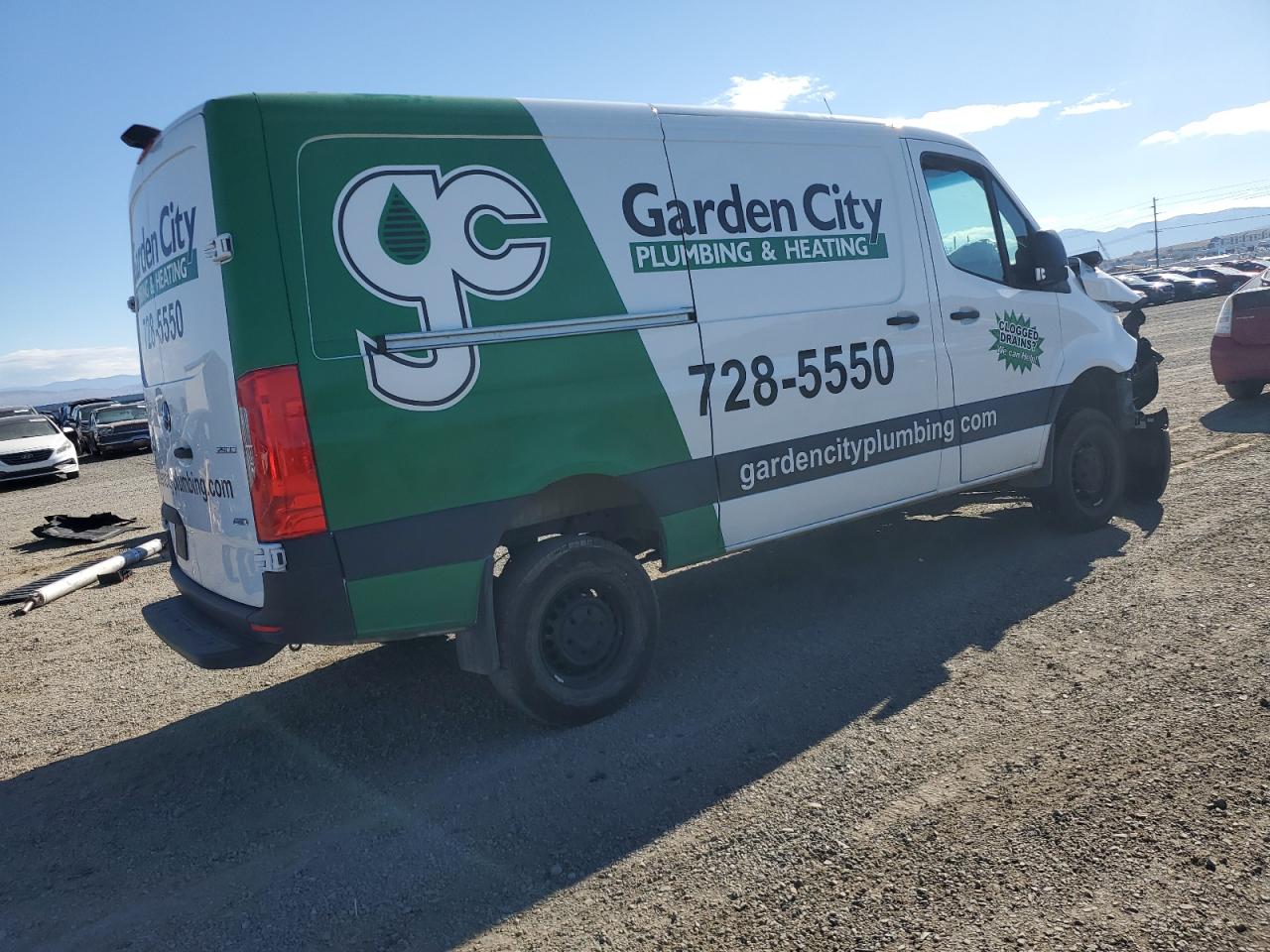 Mercedes-Benz Sprinter 2500 Image 2