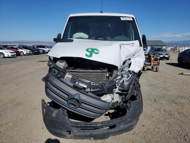 Mercedes-Benz Sprinter 2500 Image 3