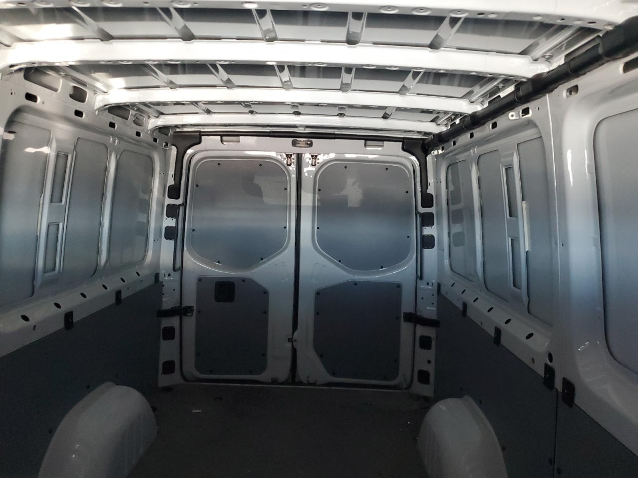 Mercedes-Benz Sprinter 2500 Image 9