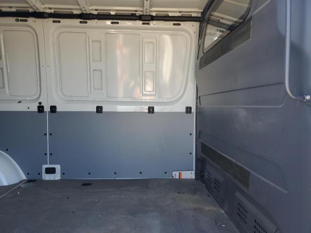 Mercedes-Benz Sprinter 2500 Image 4
