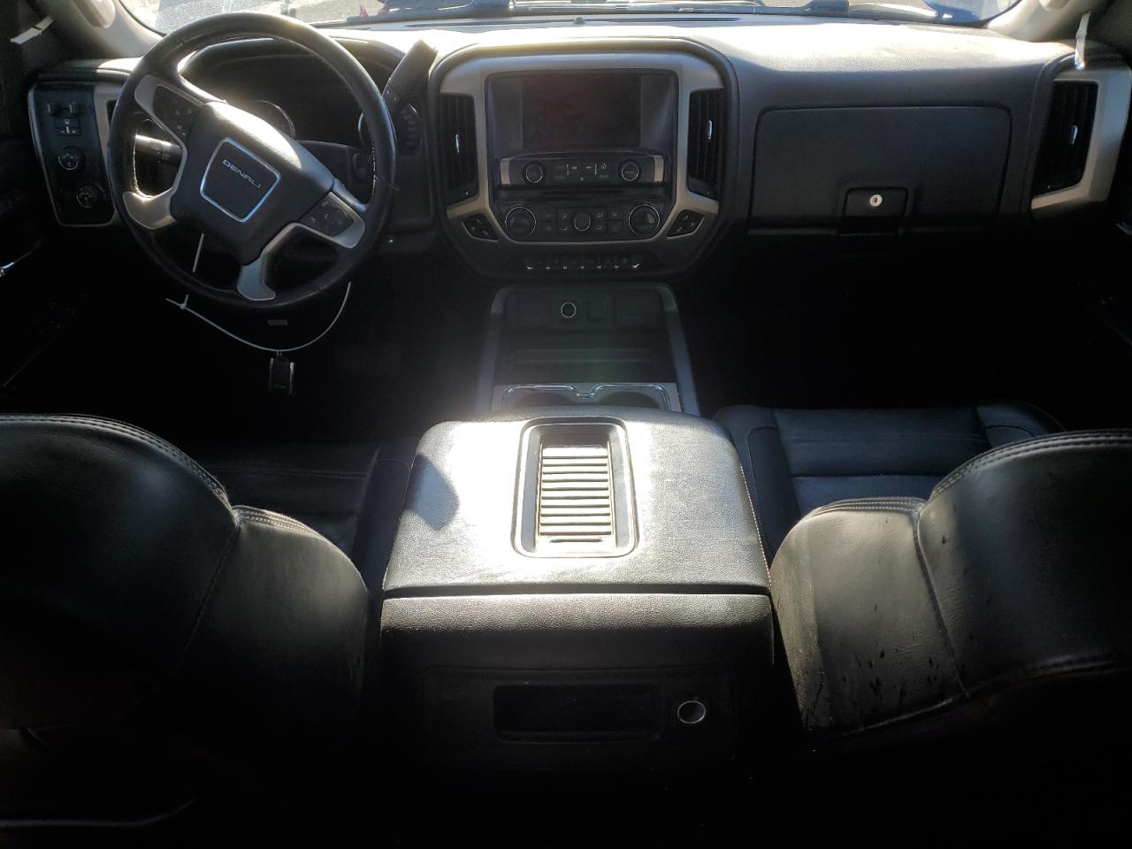 GMC Sierra K3500 Denali Image 6