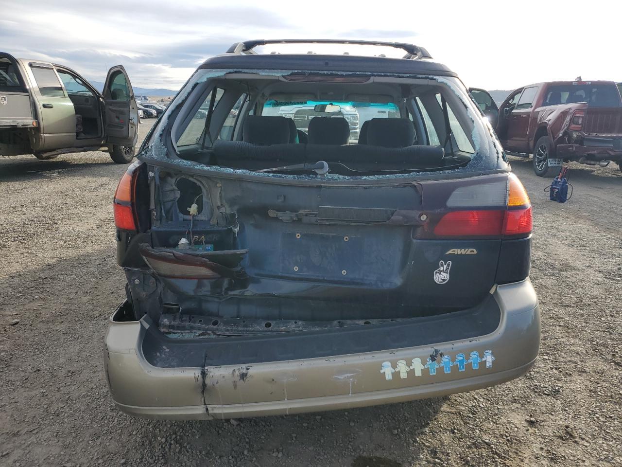 Subaru Legacy Outback Image 4