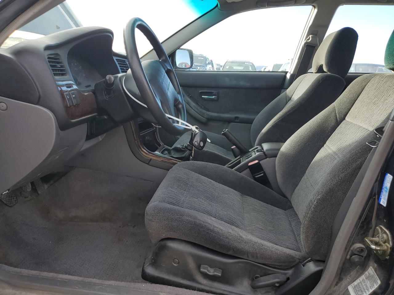 Subaru Legacy Outback Image 5