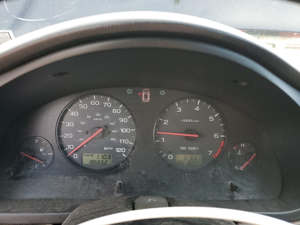 Subaru Legacy Outback Image 6