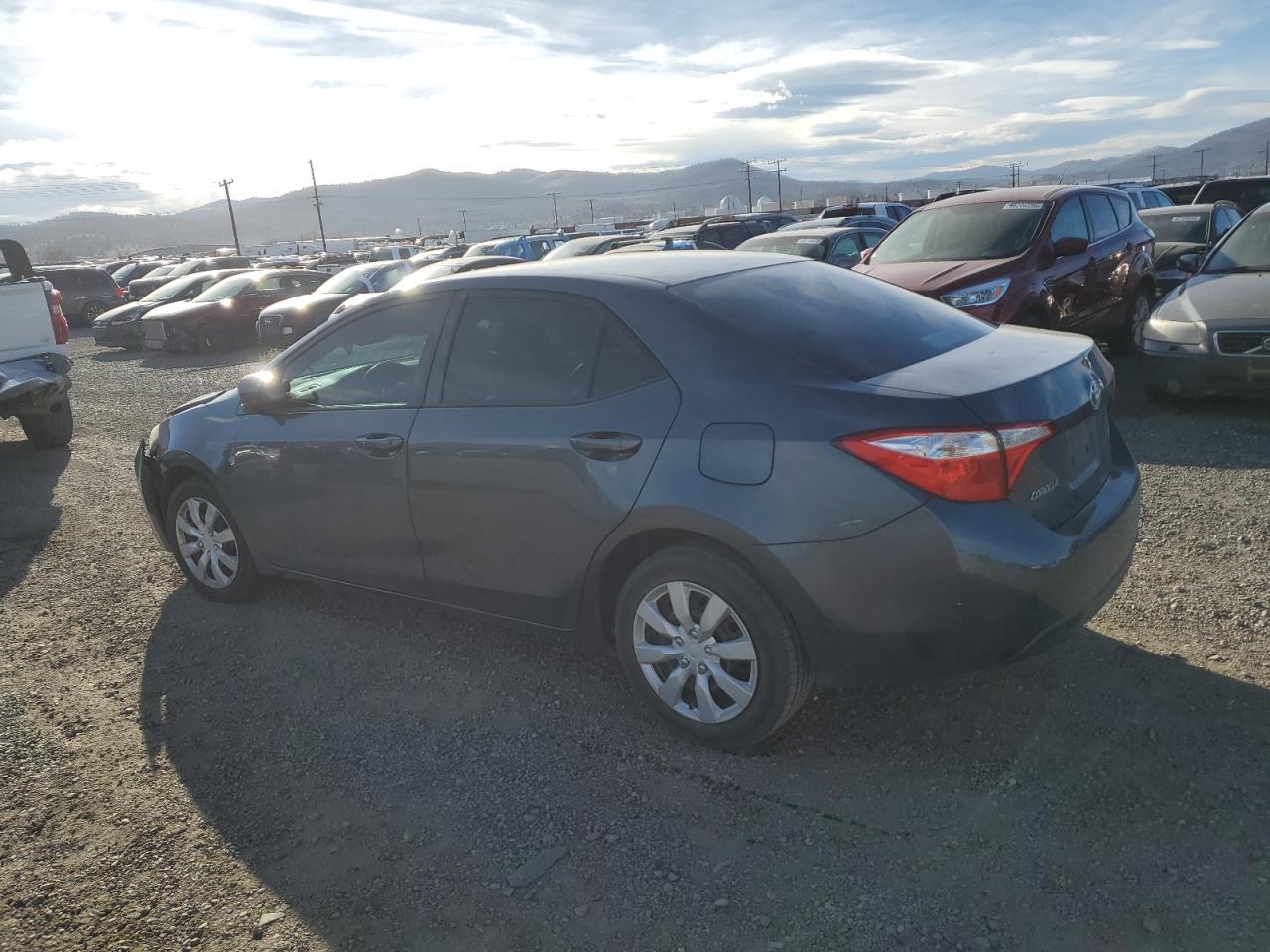 Toyota Corolla L Image 8