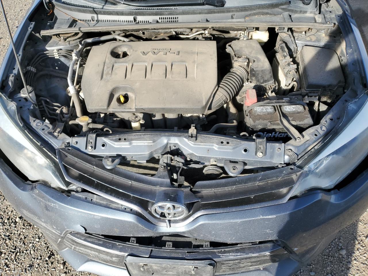 Toyota Corolla L Image 6