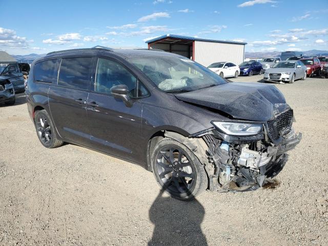 Chrysler Pacifica Touring L Image 2