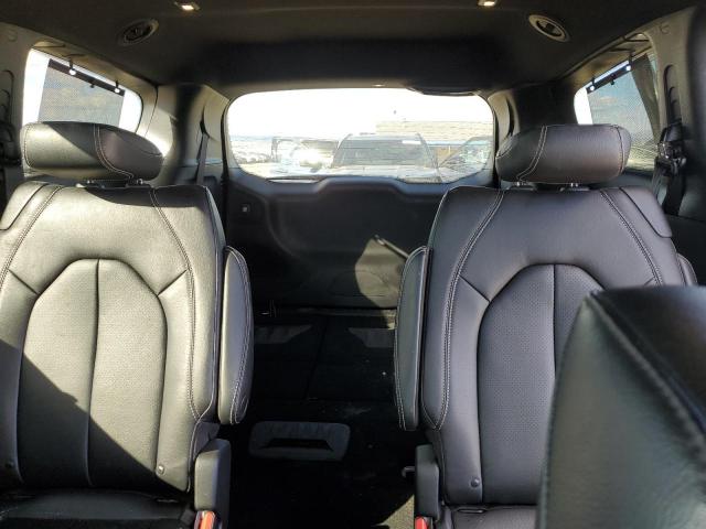 Chrysler Pacifica Touring L Image 3