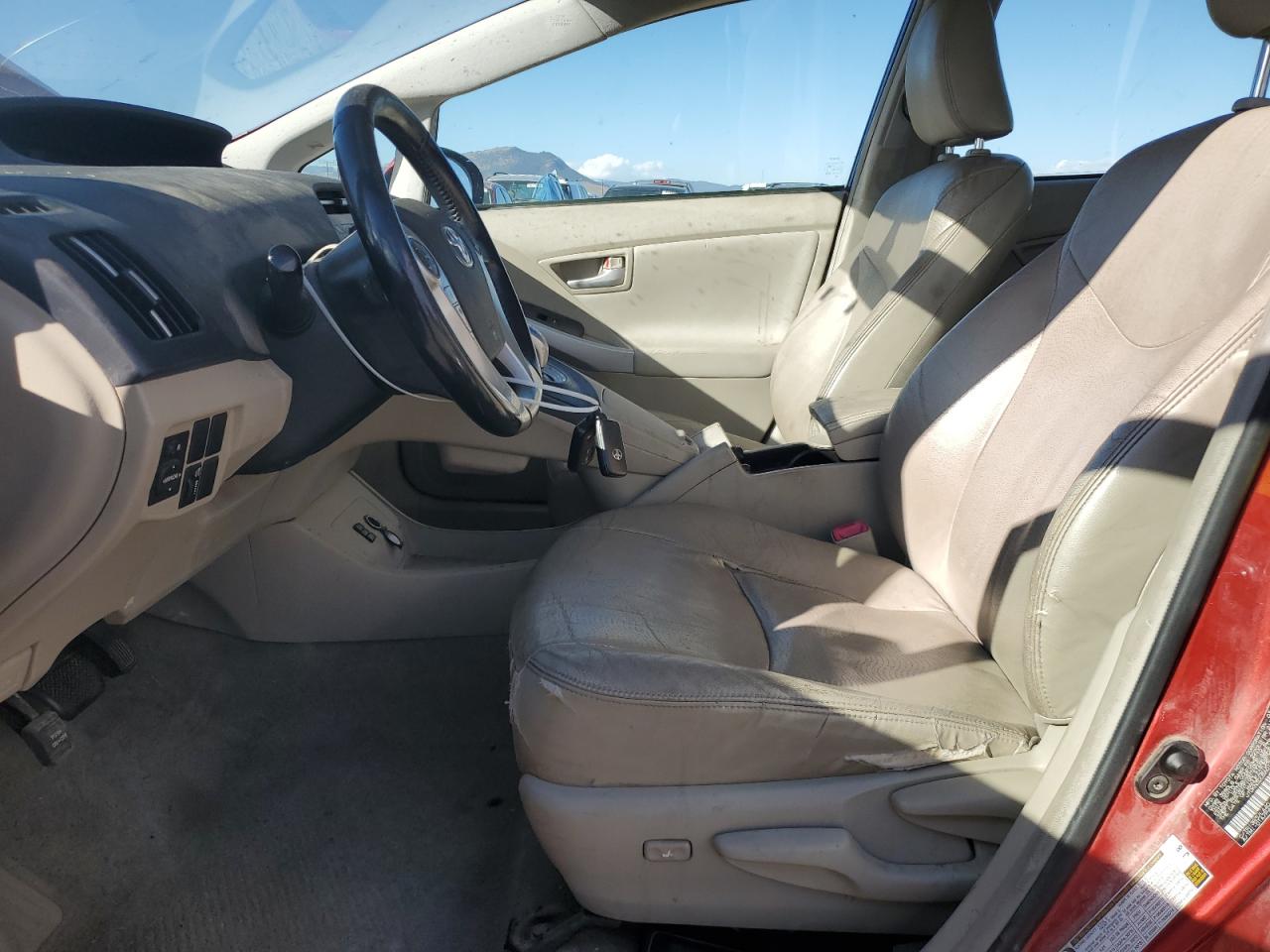 Toyota Prius Image 11