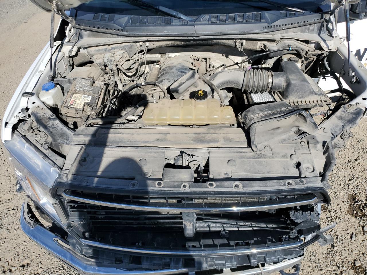 Ford F-150 Supercrew Image 12